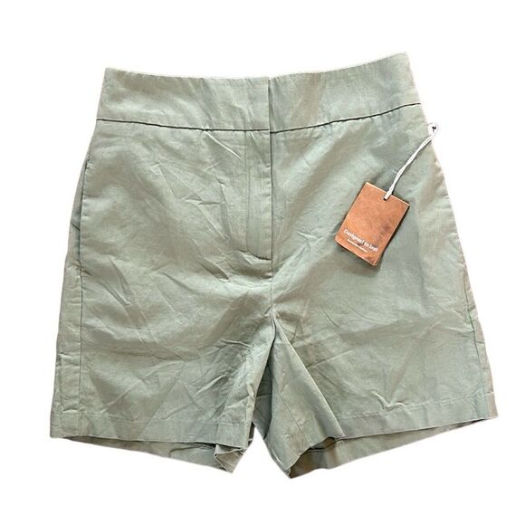 NEW Madison d’ Amelie Paris Light Green Linen Shorts - Picture 1 of 6